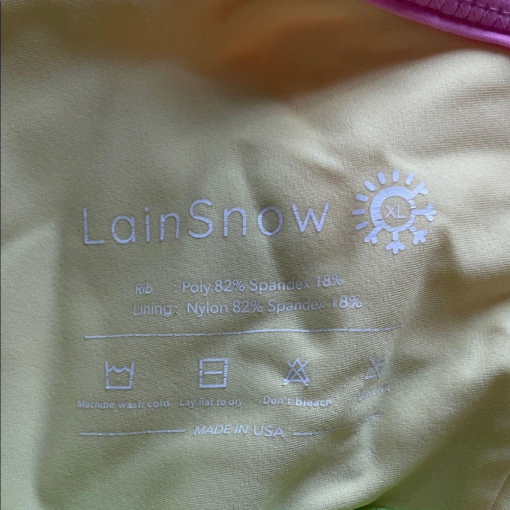 LainSnow Top - Picture 3 of 4